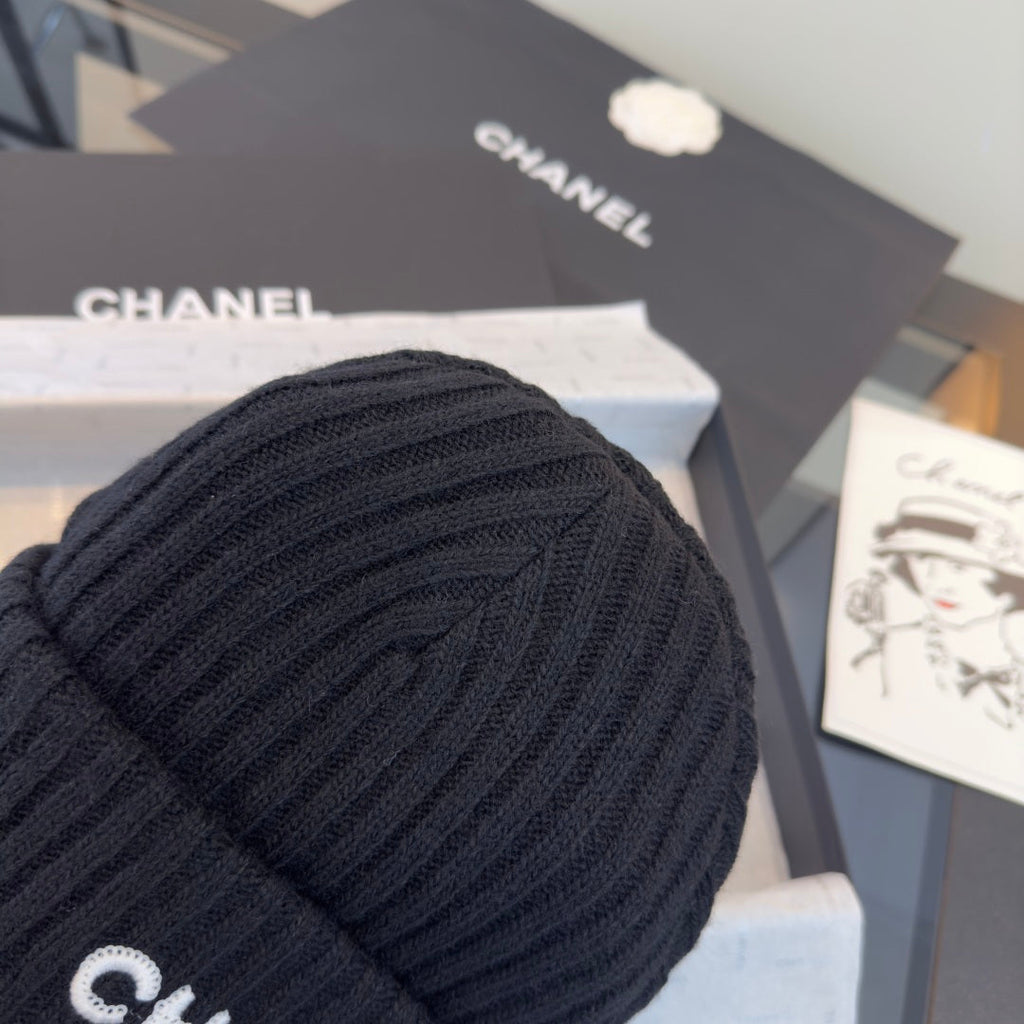 Chanel Beanie - image 5