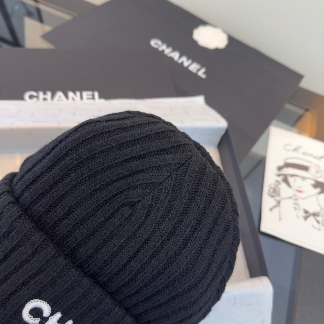 Chanel Beanie - image 5