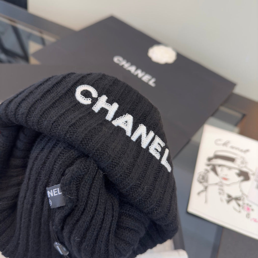 Chanel Beanie - image 7
