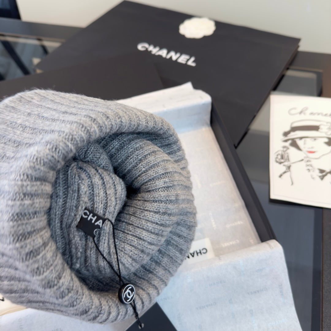 Chanel Beanie - image 7