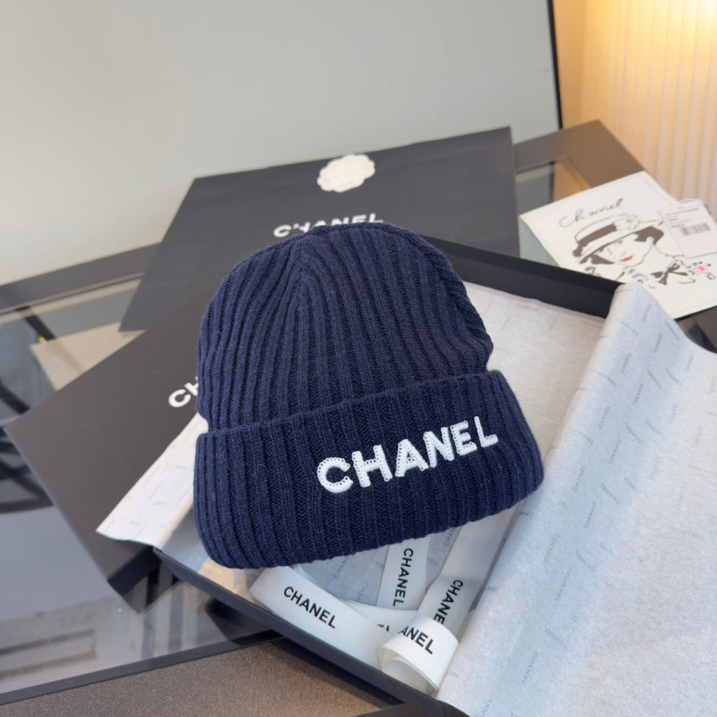 Chanel Beanie - image 4