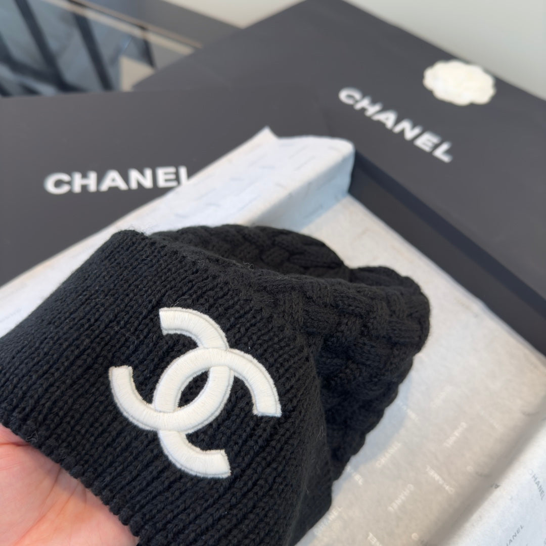 Chanel Beanie - image 7