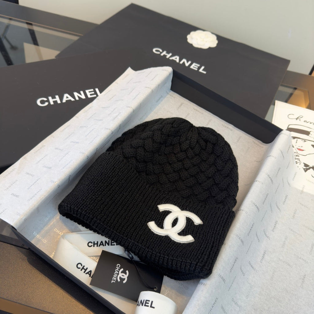 Chanel Beanie - image 4