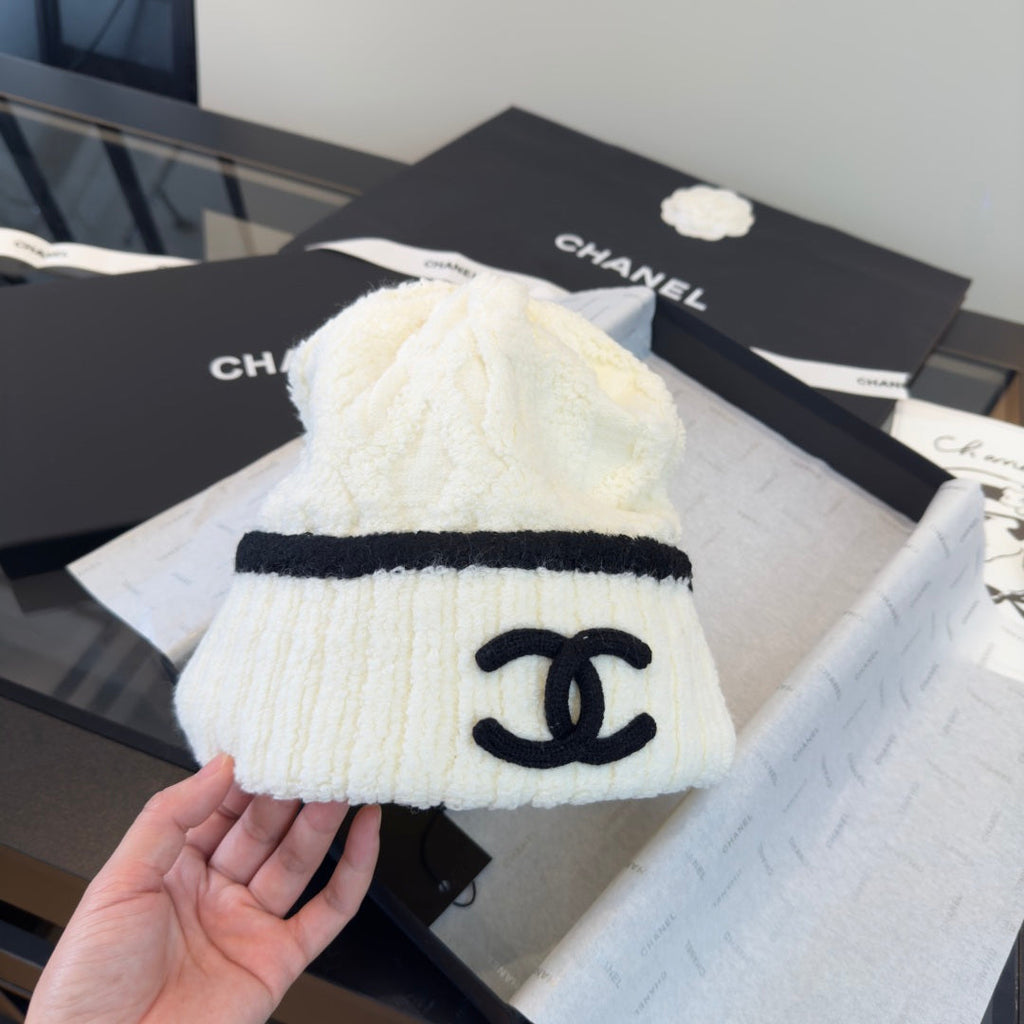 Chanel Beanie - image 4