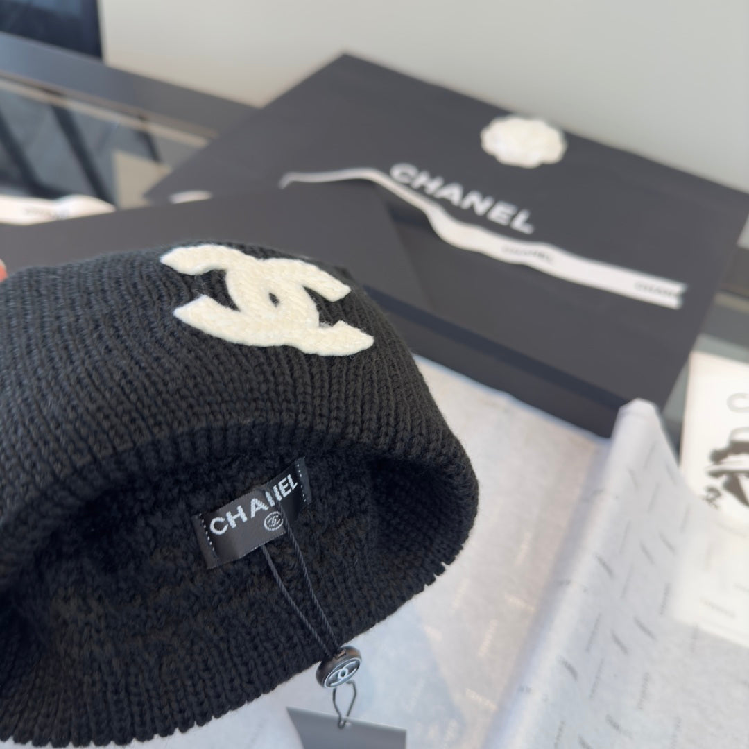 Chanel Beanie - image 6