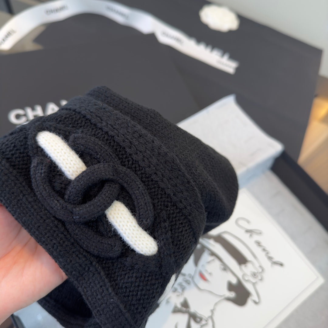 Chanel Beanie - image 7