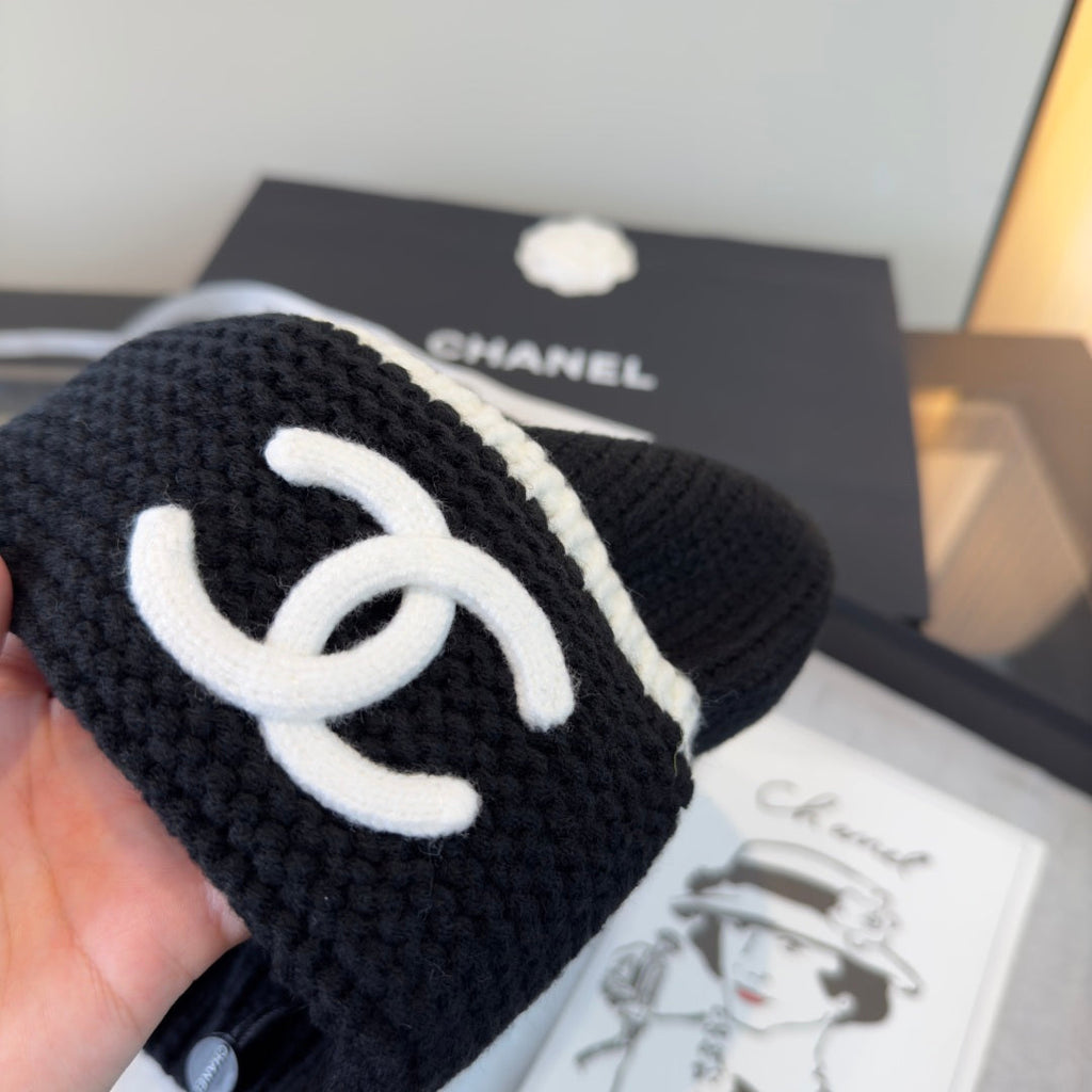 Chanel Beanie - image 8