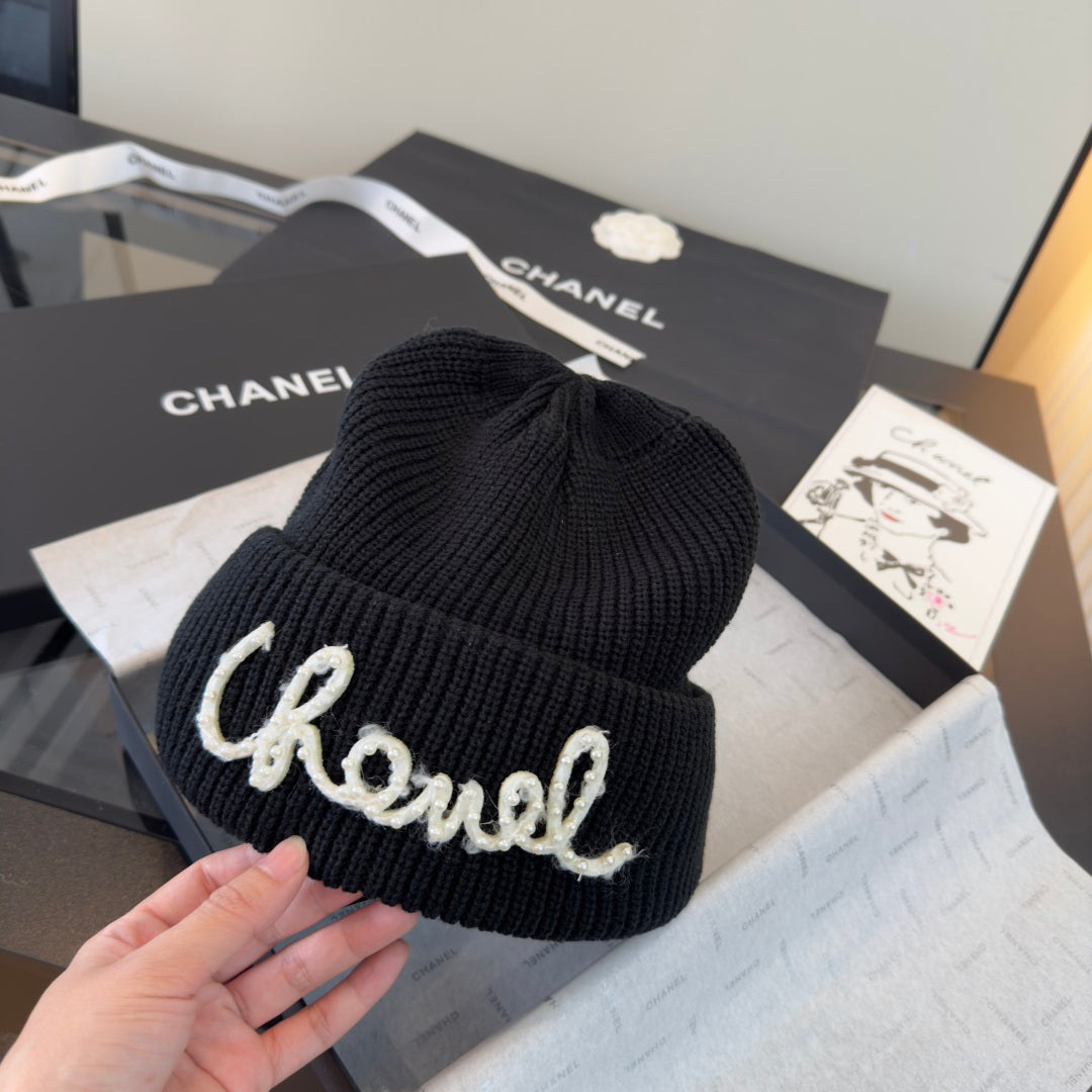 Chanel Beanie - image 5