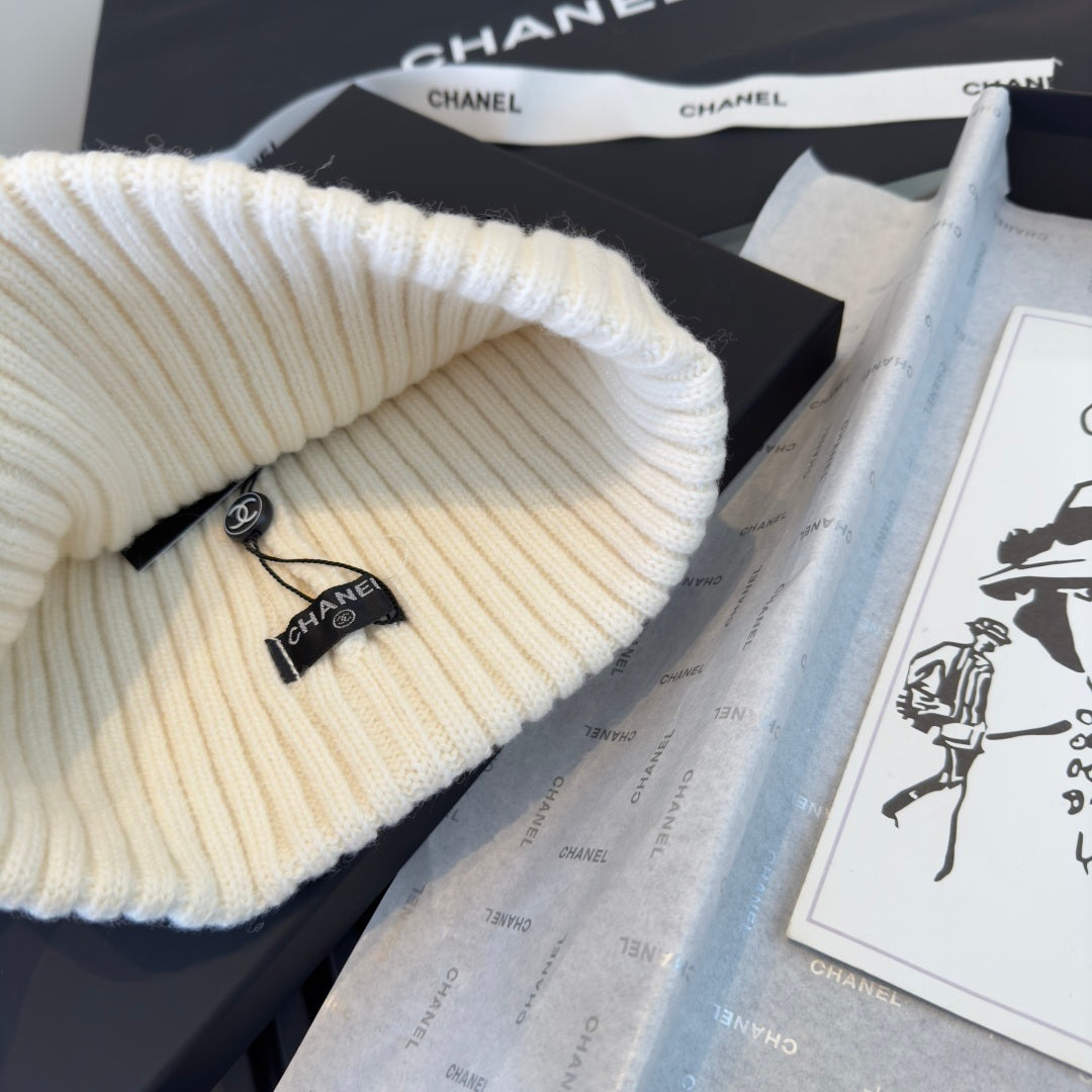 Chanel Beanie - image 6