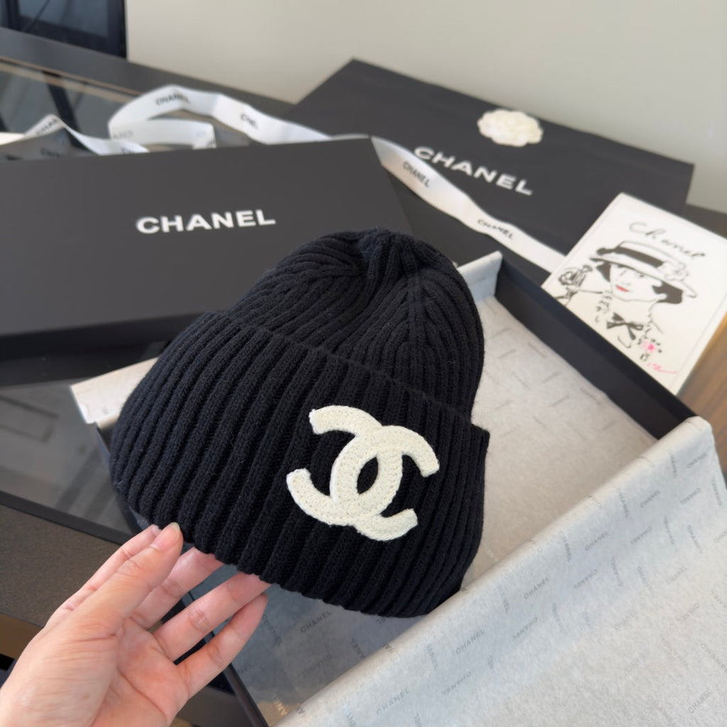 Chanel Beanie - image 5