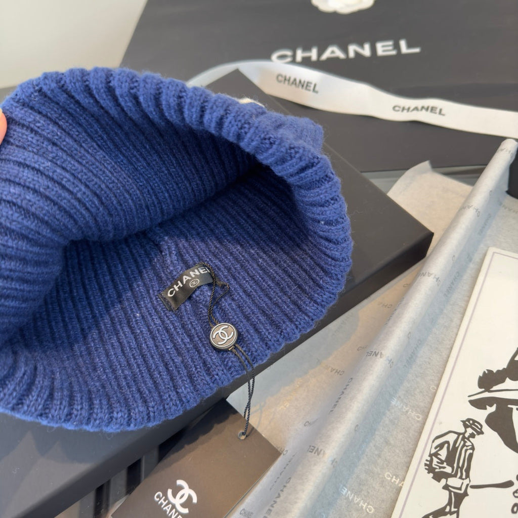 Chanel Beanie - image 8