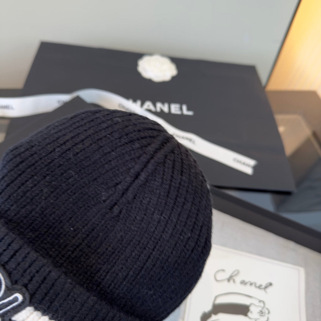 Chanel Beanie - image 7