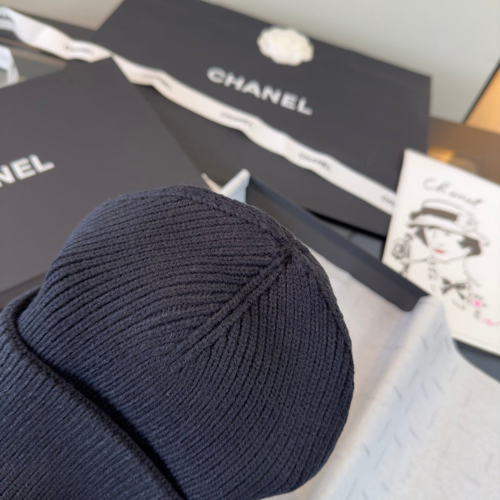 Chanel Beanie - image 6