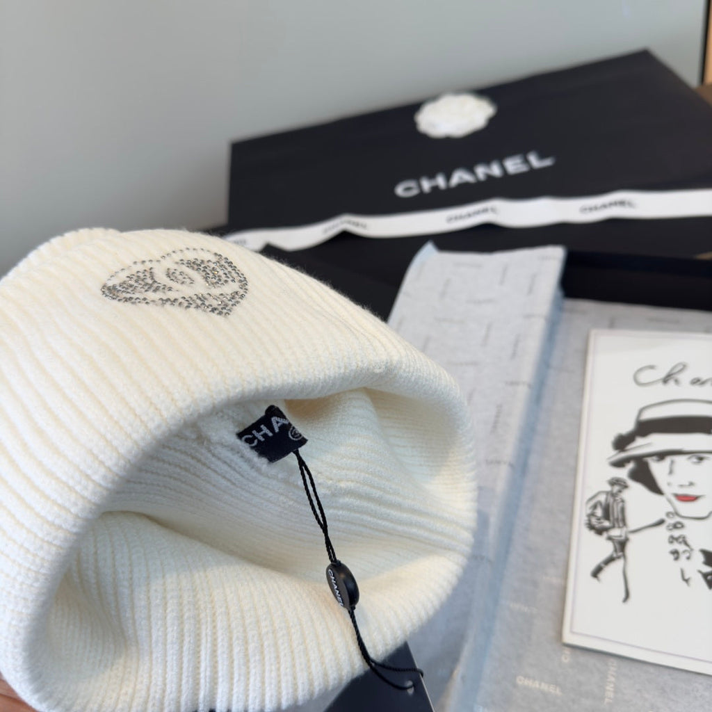 Chanel Beanie - image 9