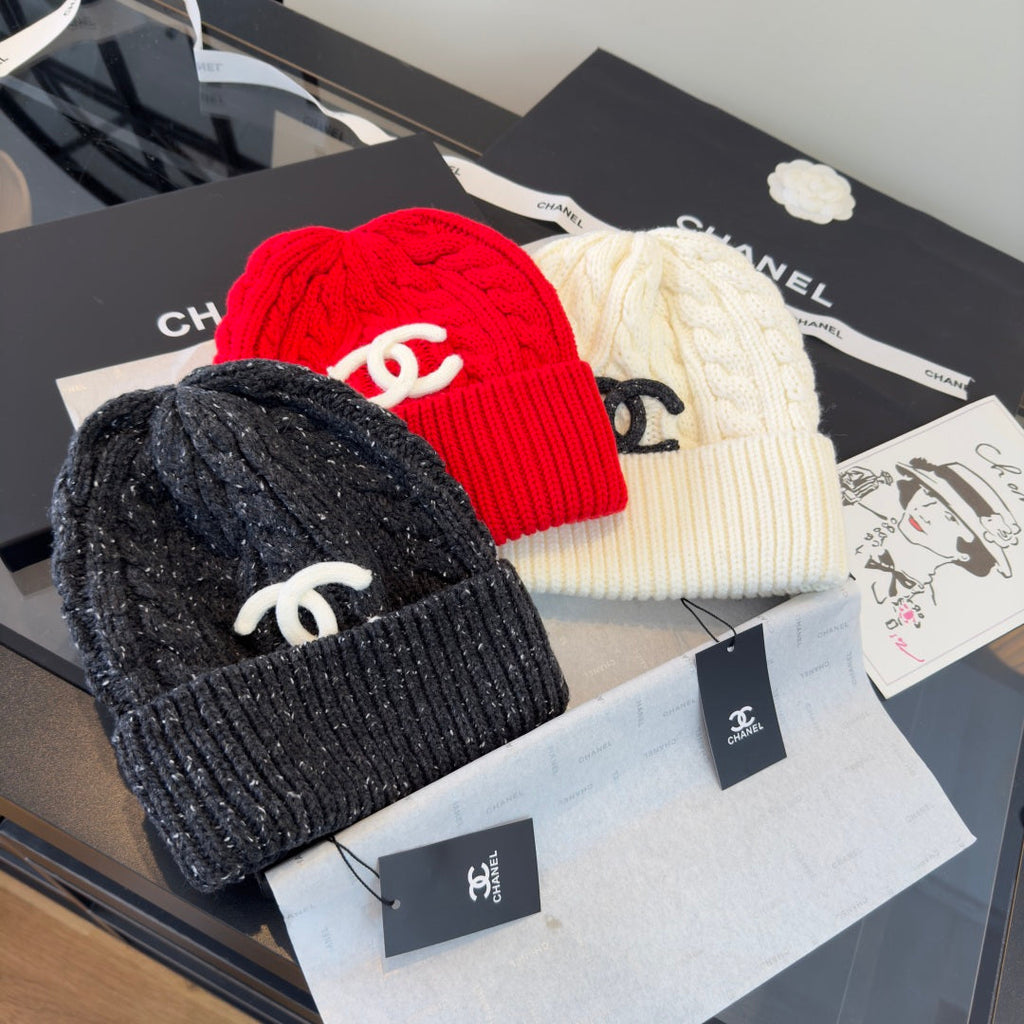 Chanel Knit Beanie - image 10