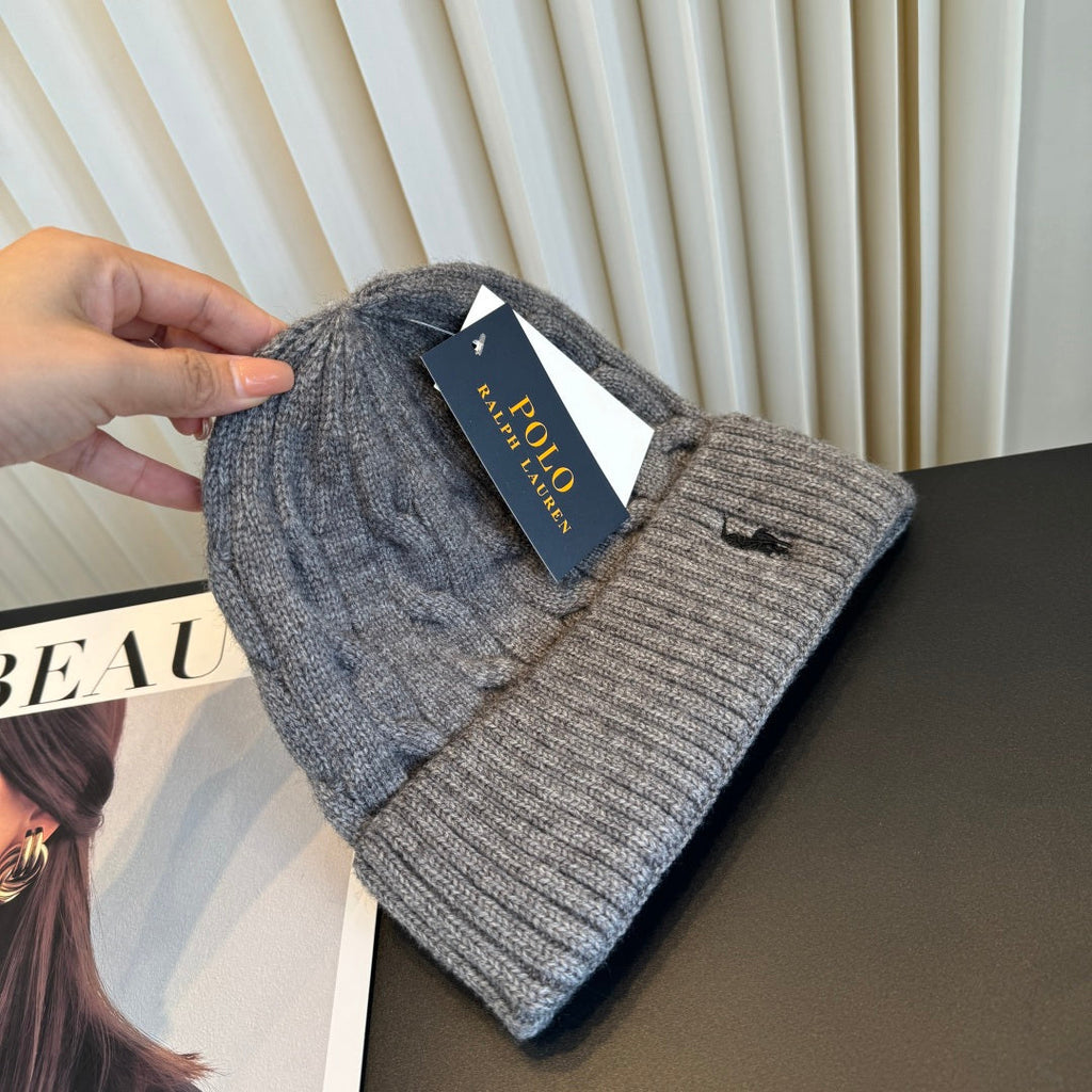 Beanie - image 8