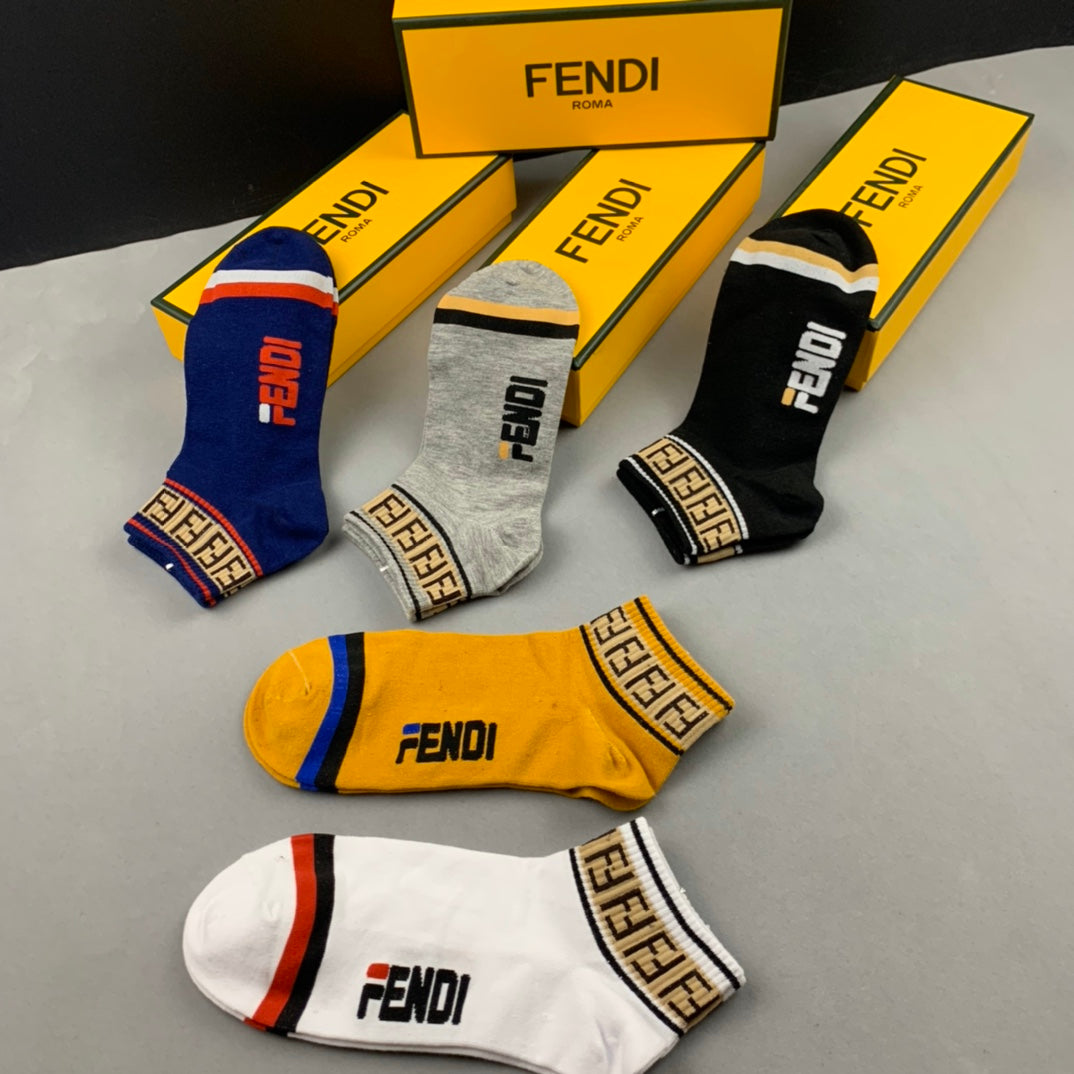 Fendi contrast cuff wordmark ankle socks - view 4