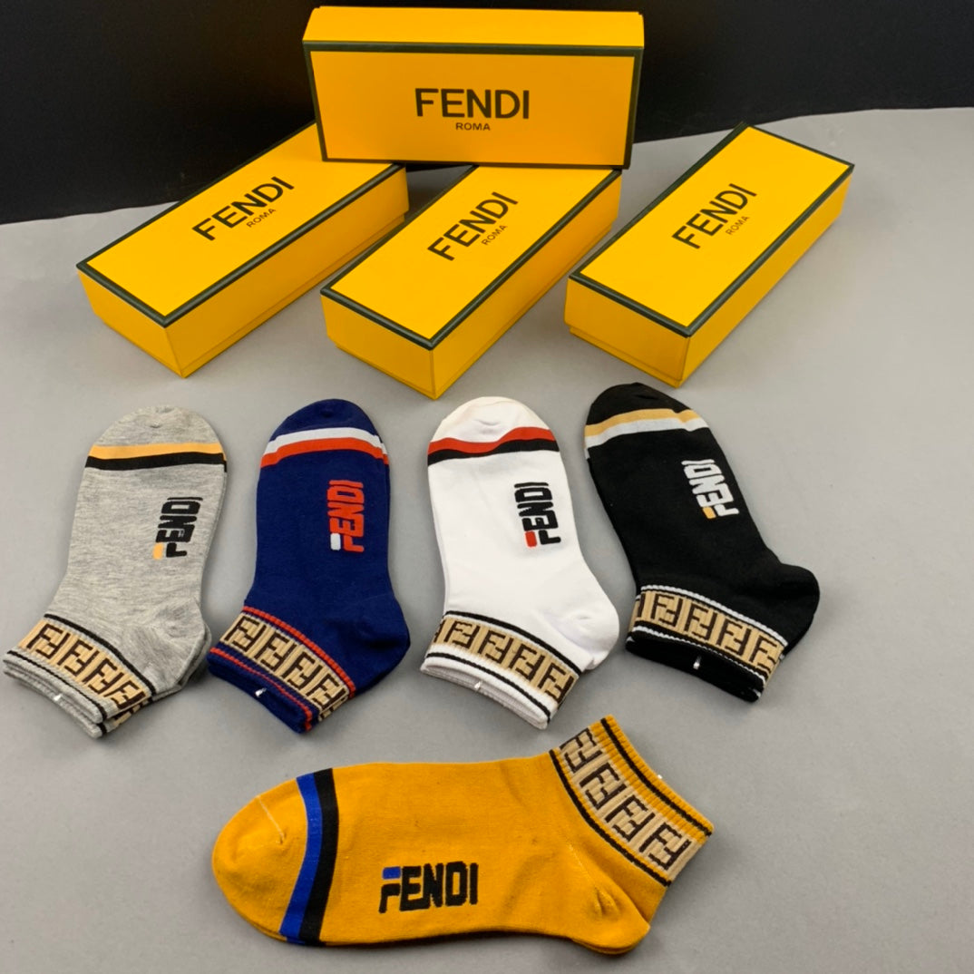 Fendi contrast cuff wordmark ankle socks - view 5