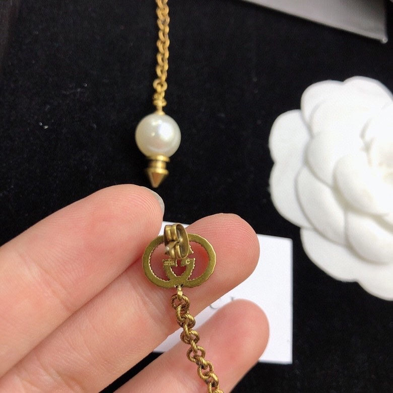 Gucci Gold-Tone Pearl Drop Earrings - album image 4