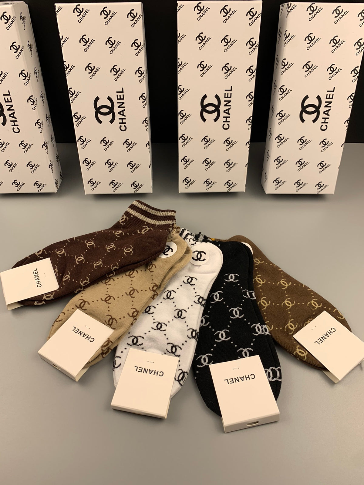 Chanel diamond pattern contrast cuff ankle socks - view 4