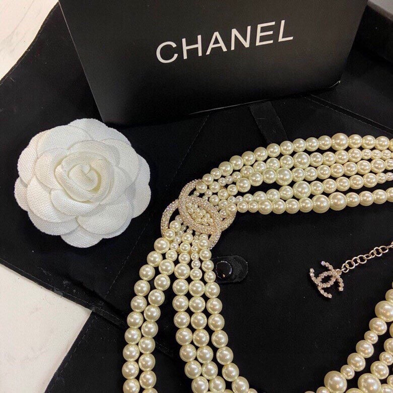 Chanel Pearl Necklace - album image 4