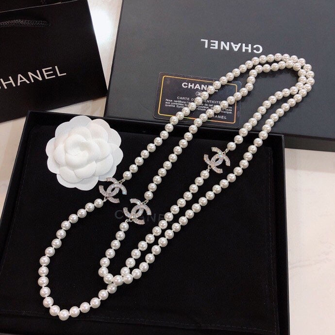 Chanel Pearl Necklace - album image 6