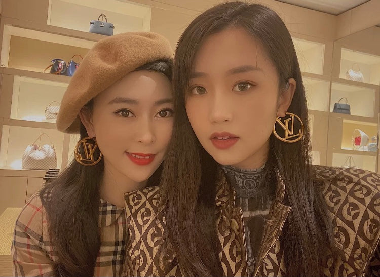 Louis Vuitton Circular Polished Earrings - album image 3