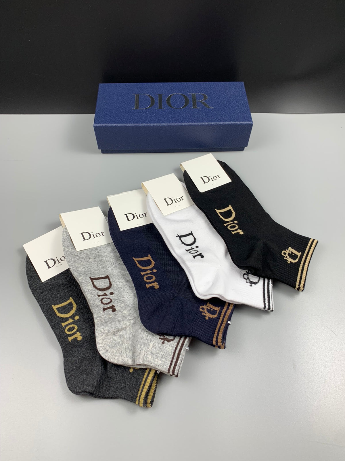Dior small lettering cuffs ankle socks - view 5