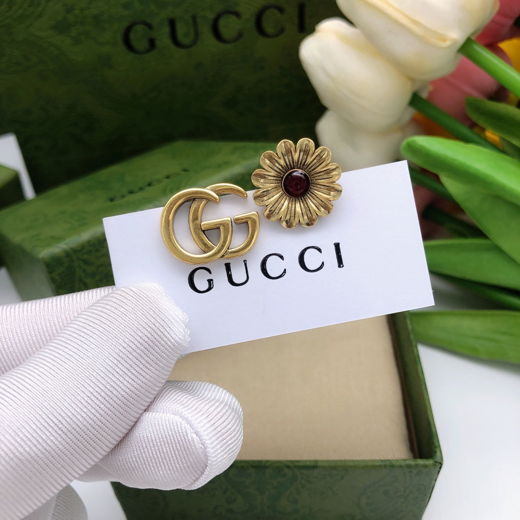 Gucci Asymmetric GG Flower Earrings - product image 2