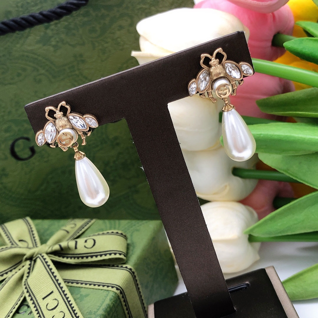 Gucci Bee Earrings - album image 6