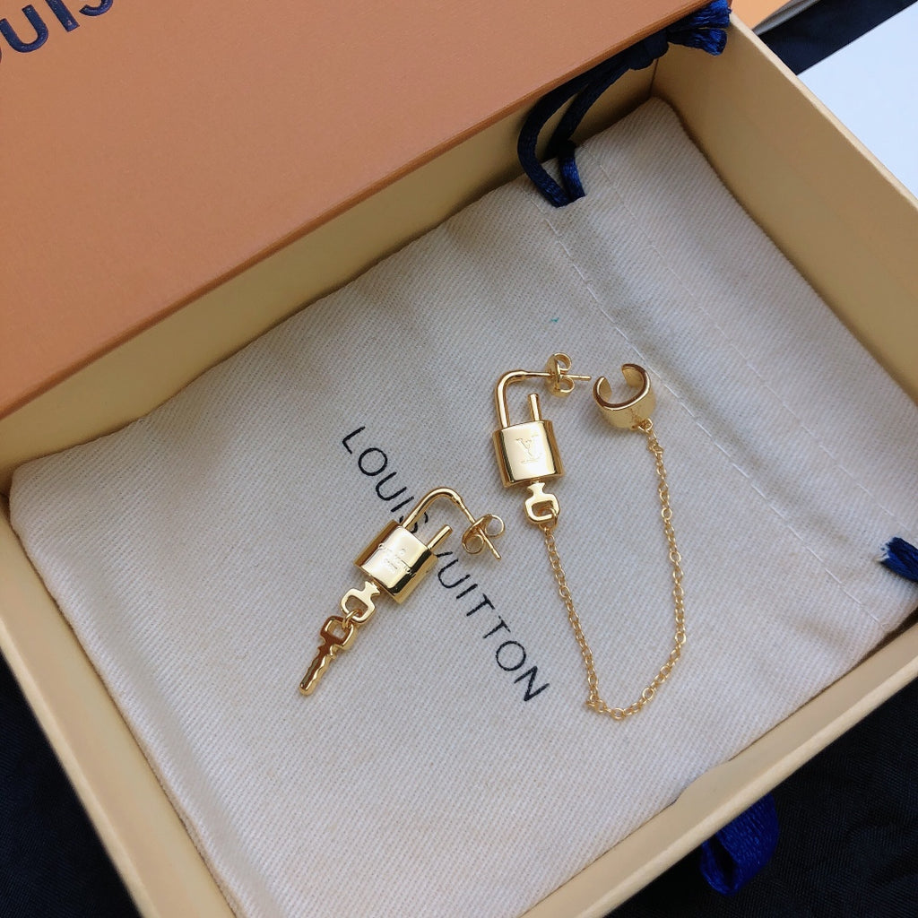 Louis Vuitton Tassel Earrings - album image 5