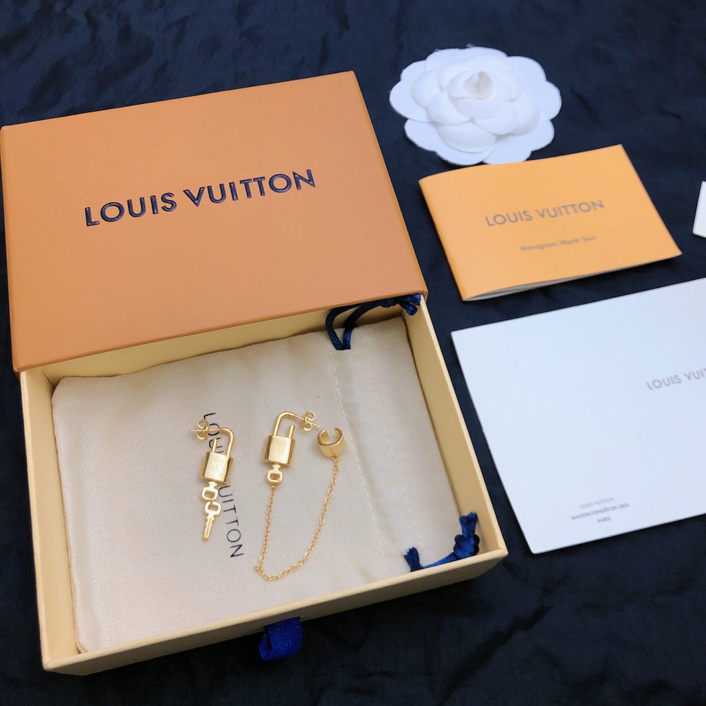 Louis Vuitton Tassel Earrings - album image 4