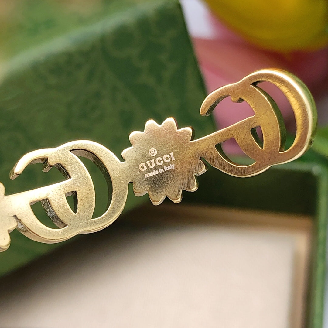 Gucci Interlocking G Antique Gold-Tone Sunflower Bangle - album image 4