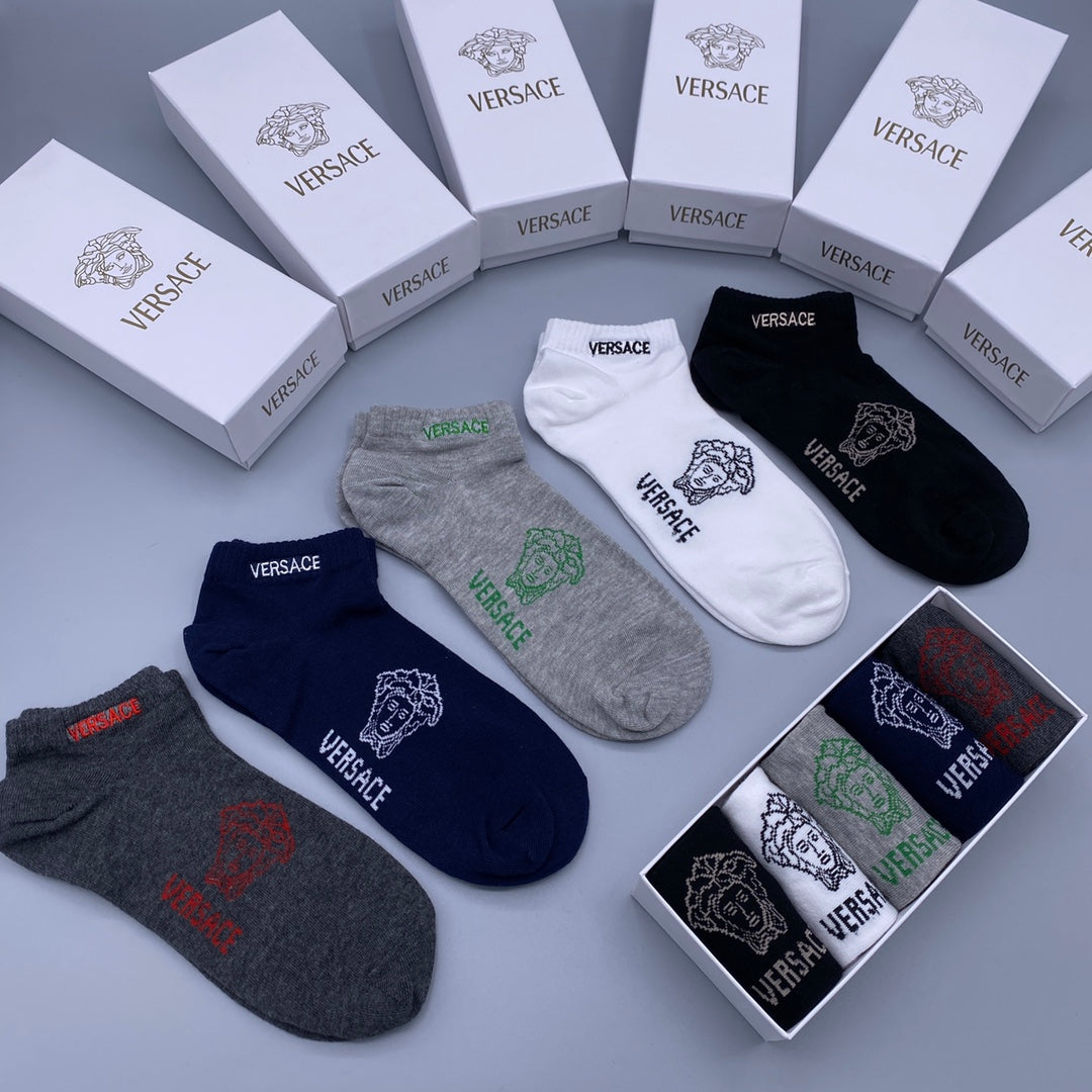 Versace small head wordmark ankle socks - view 1