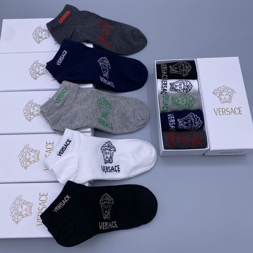 Versace small head wordmark ankle socks - view 3