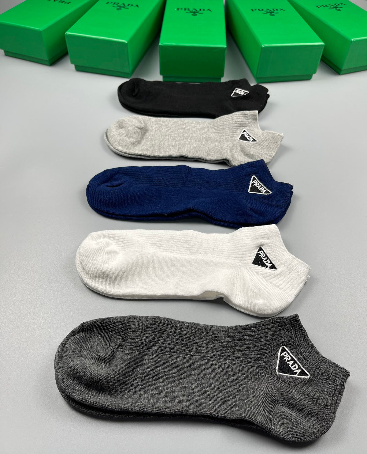 Prada low cut triangle accent ankle socks - view 8