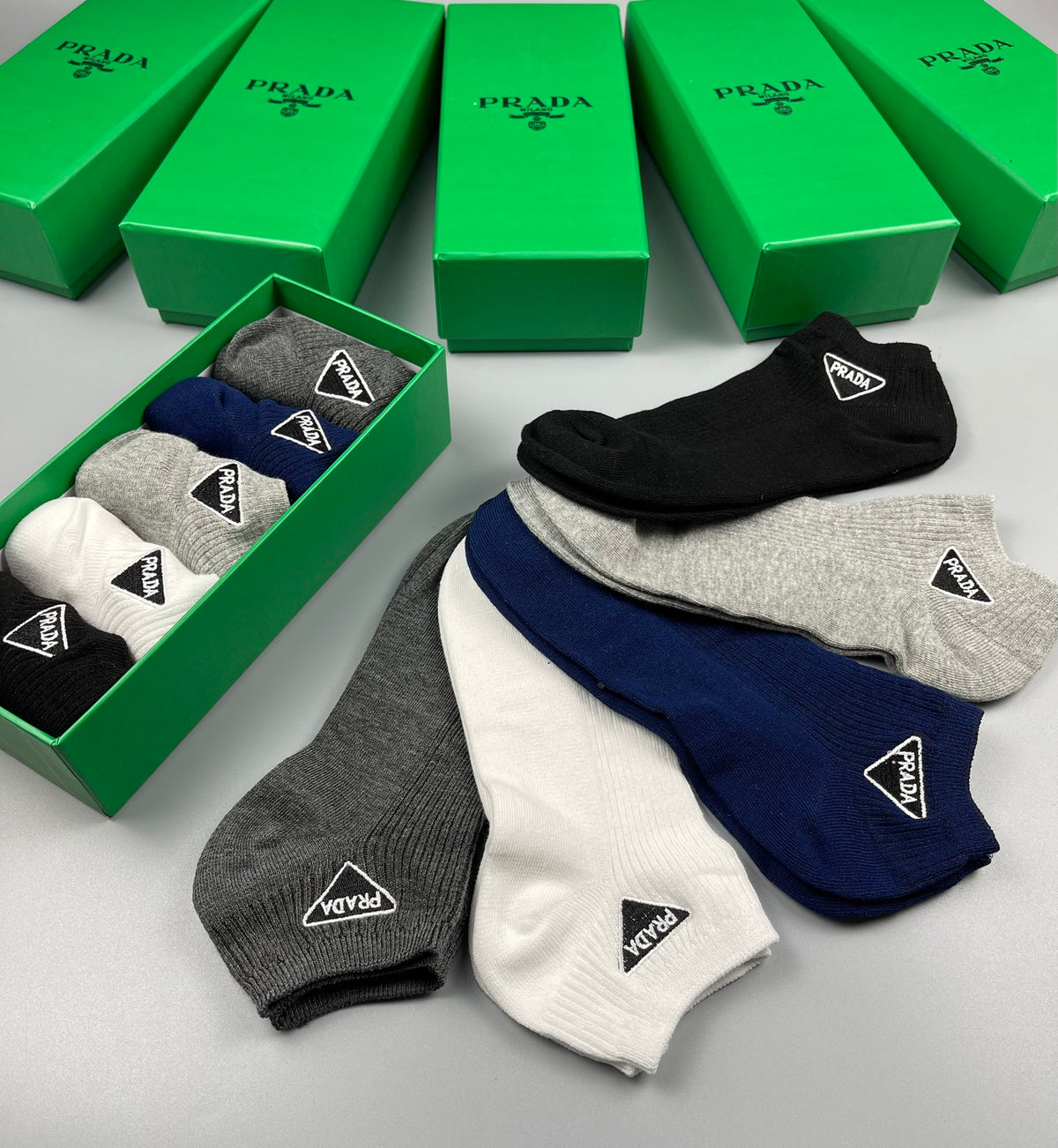 Prada low cut triangle accent ankle socks - view 9