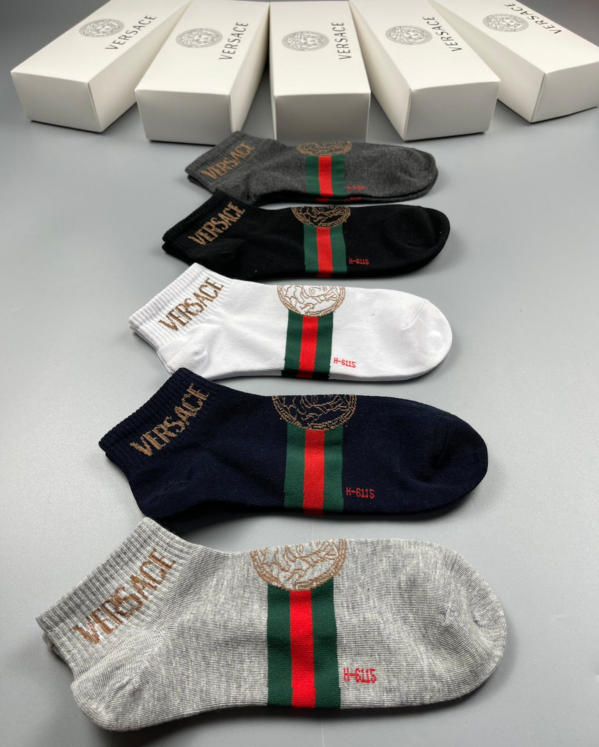 Versace contrast stripe wordmark ankle socks - view 7