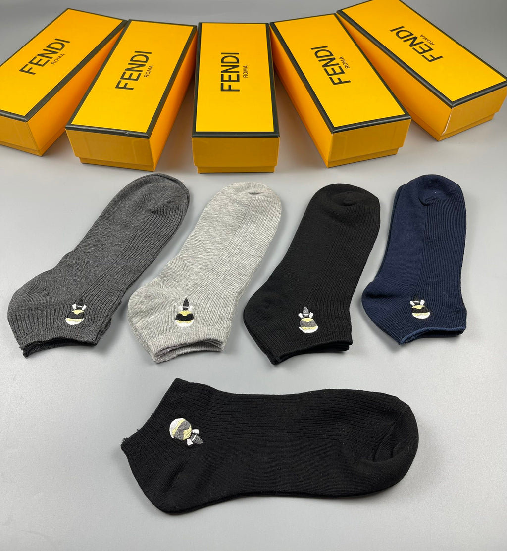 Fendi small cartoon emblems ankle socks - view 7