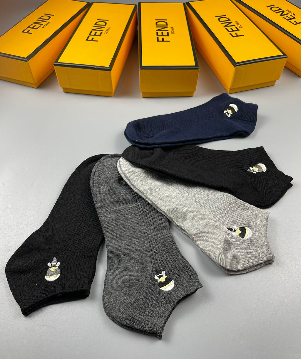 Fendi small cartoon emblems ankle socks - view 9