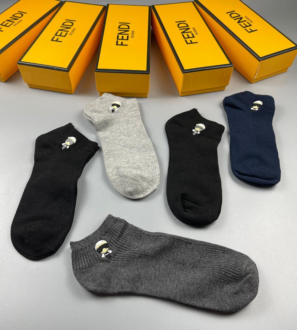 Fendi small cartoon emblems ankle socks - view 3