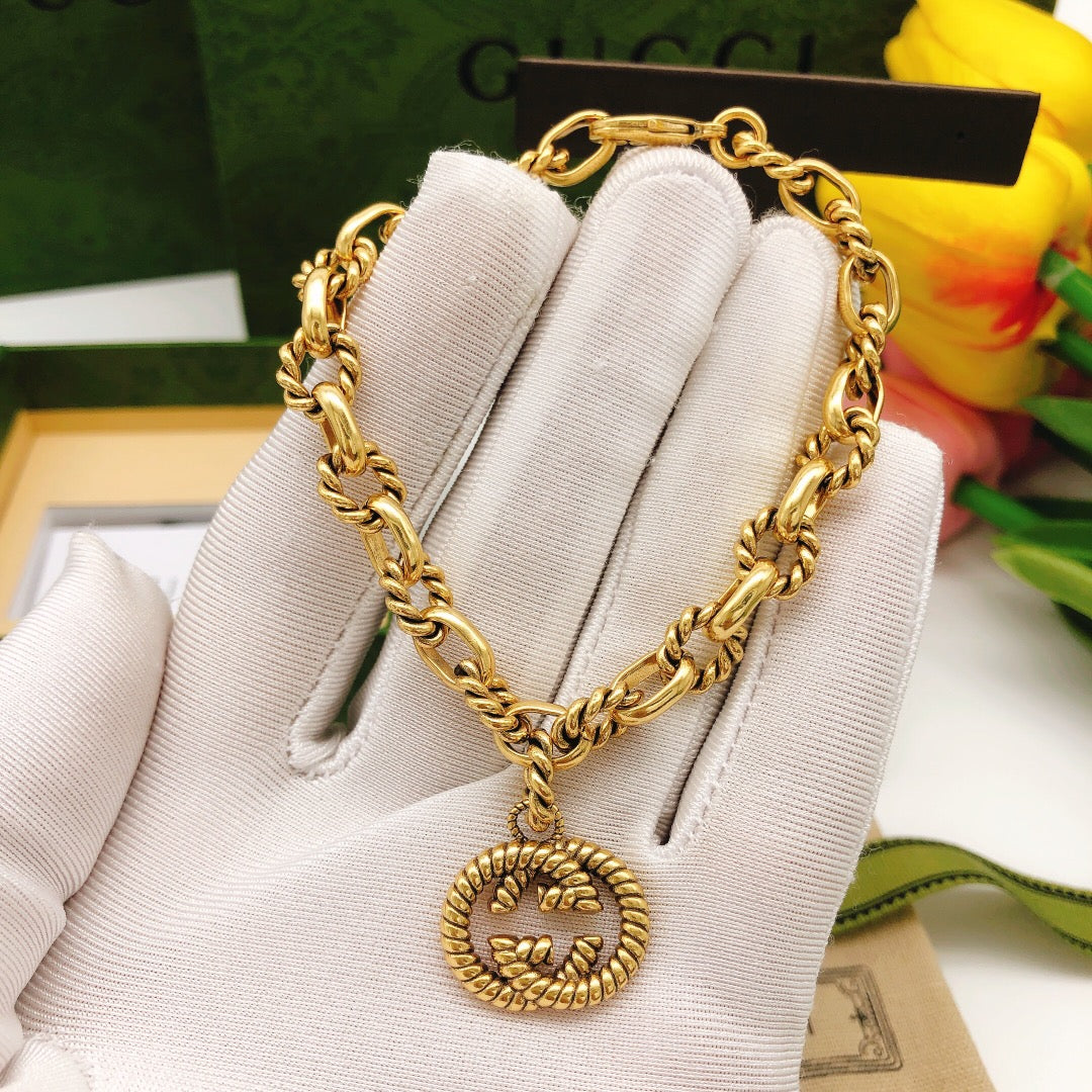 Gucci Interlocking G Twisted Bracelet - album image 2