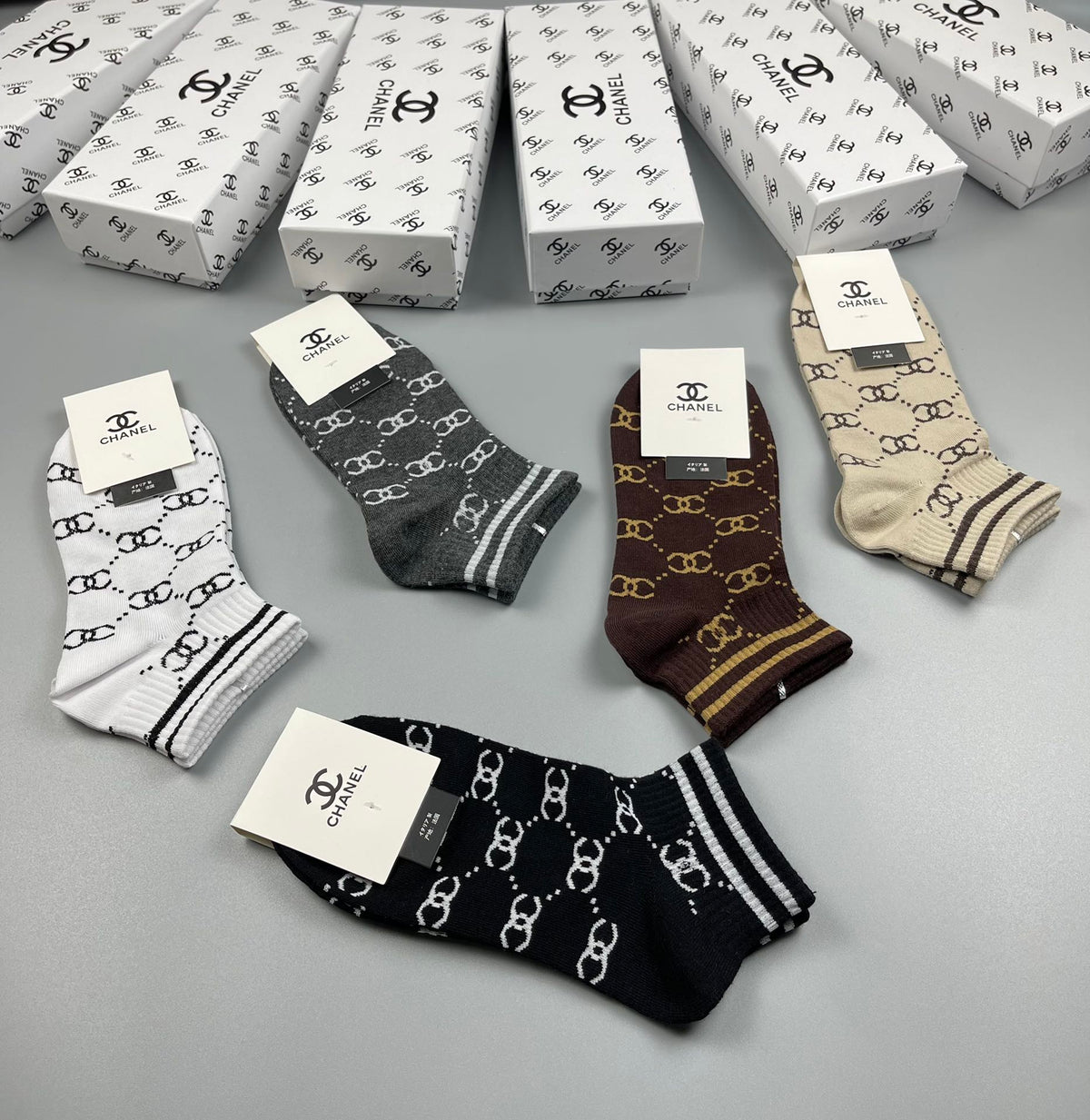 Chanel repeated diamond emblem ankle socks - view 4