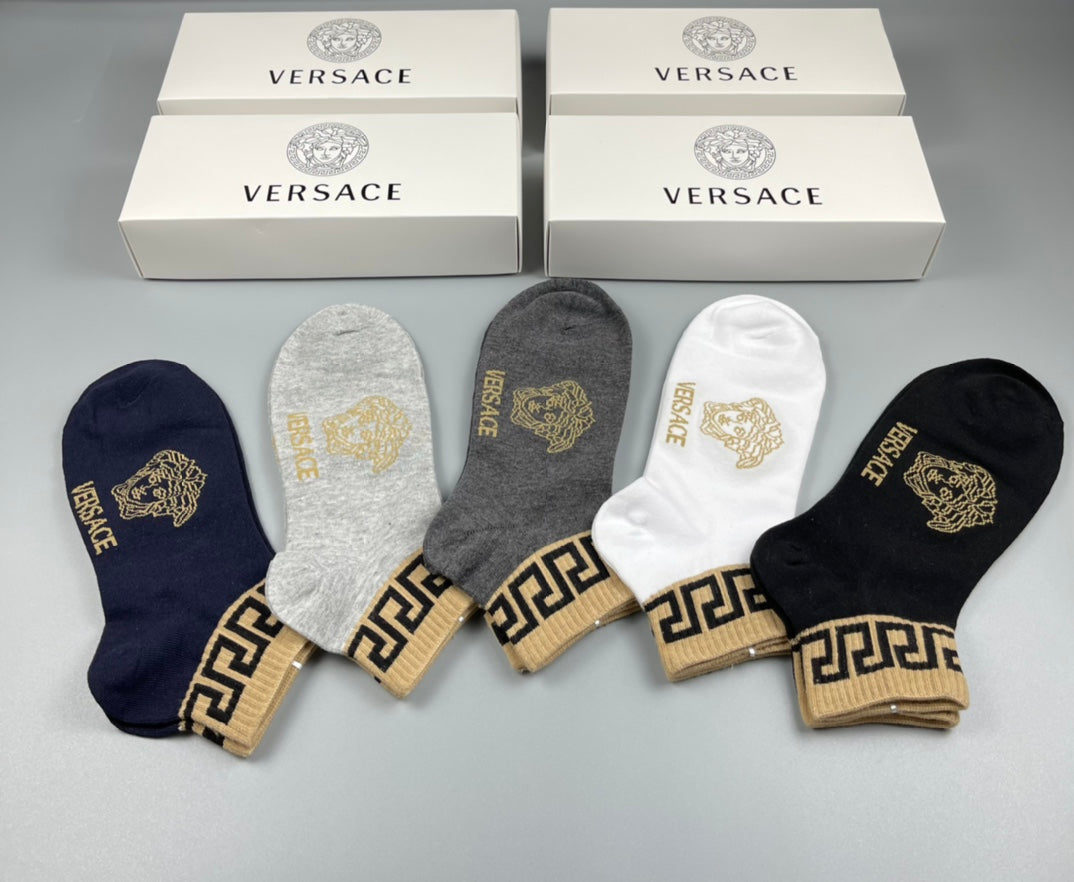 Versace gold geometric cuff ankle socks - view 4