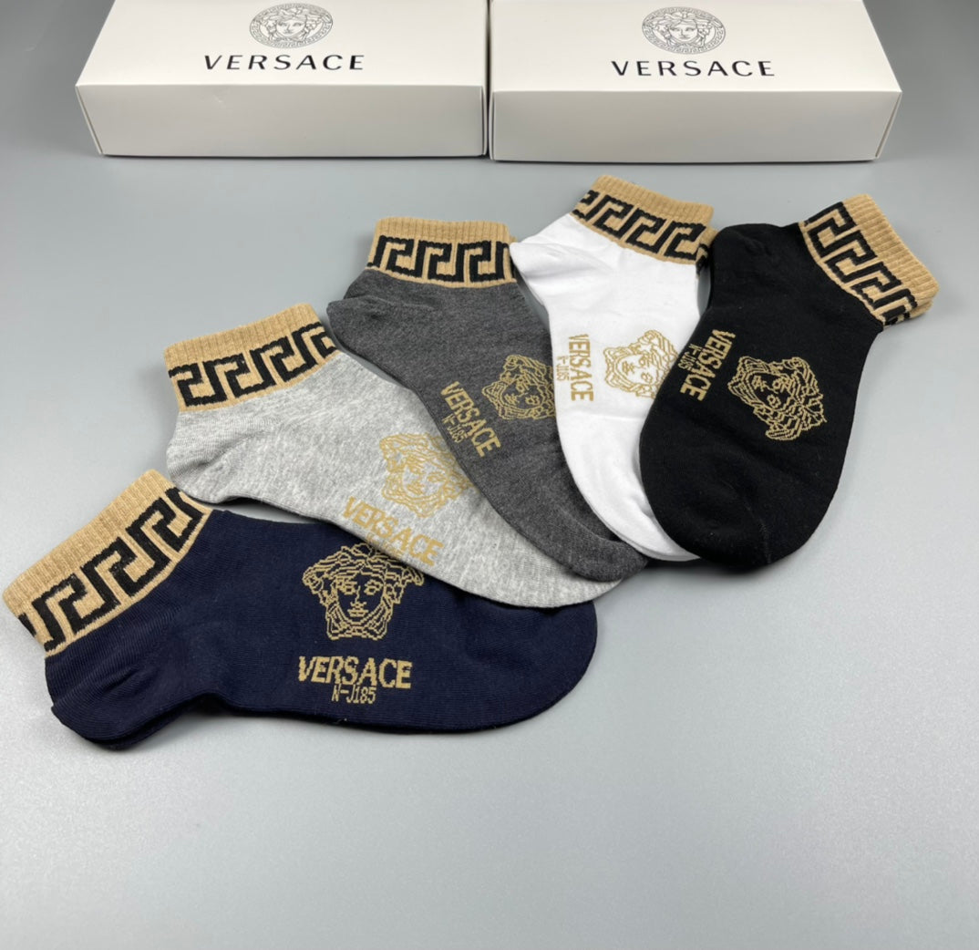 Versace gold geometric cuff ankle socks - view 9