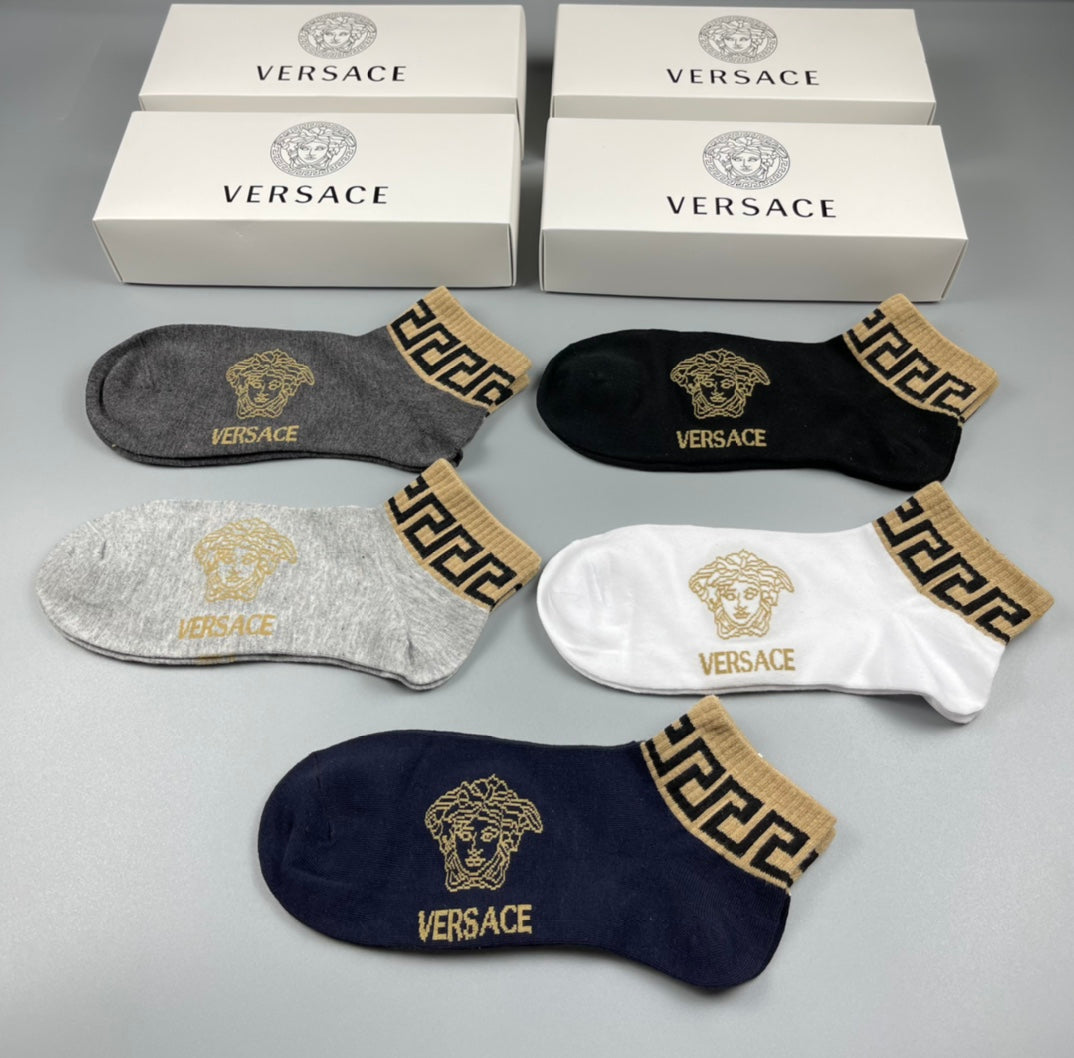 Versace gold geometric cuff ankle socks - view 3