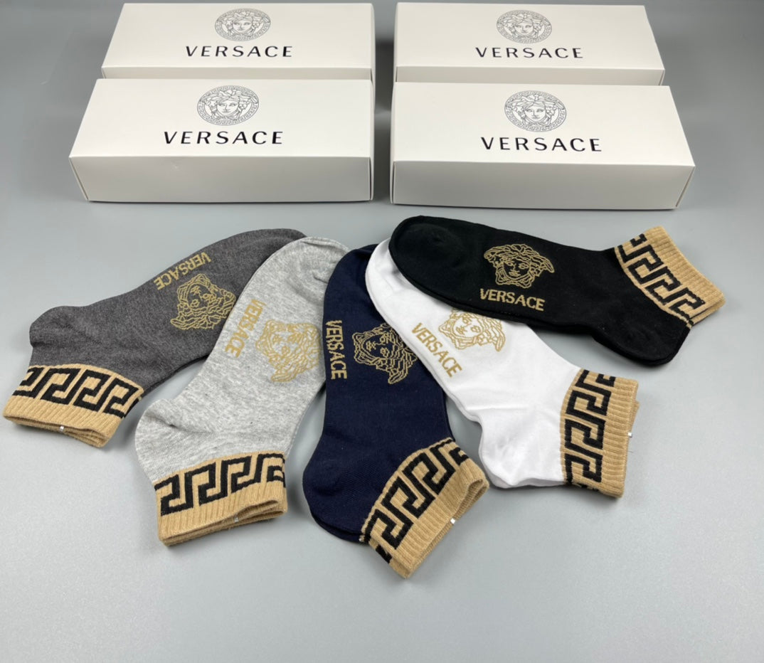 Versace gold geometric cuff ankle socks - view 2