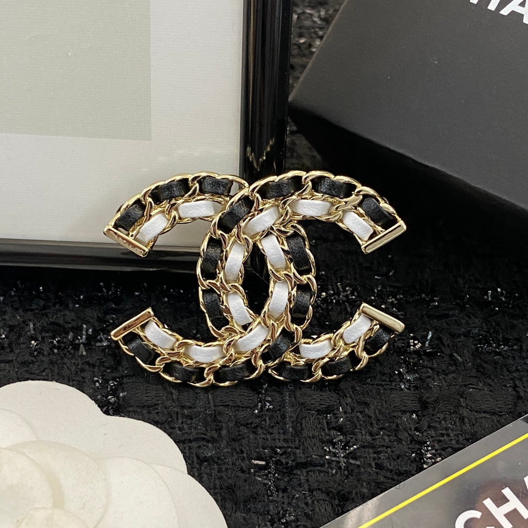 Chanel Gold-Tone Crystal Interlocking C Brooch - album image 9