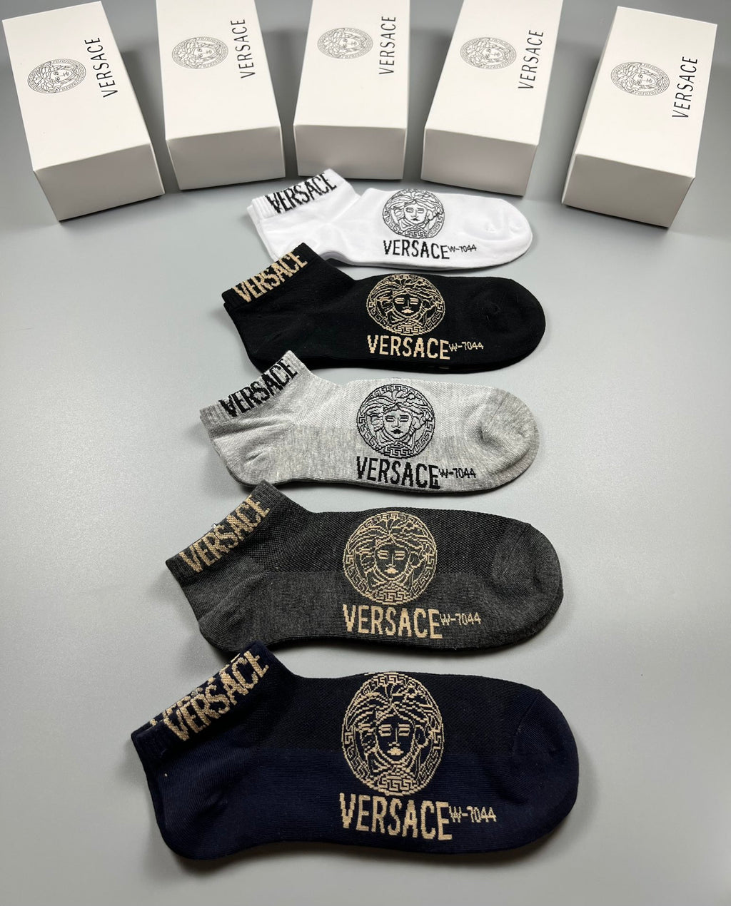 Versace large side medusa ankle socks - view 6