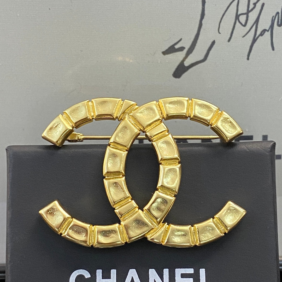 Chanel Interlocking C Brooch - album image 3